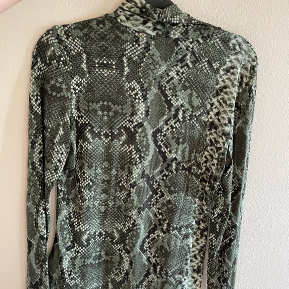 Comfortable turtleneck - Picture 3 of 4